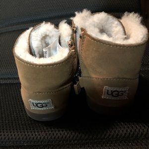 Toddler Uggs- size 8c